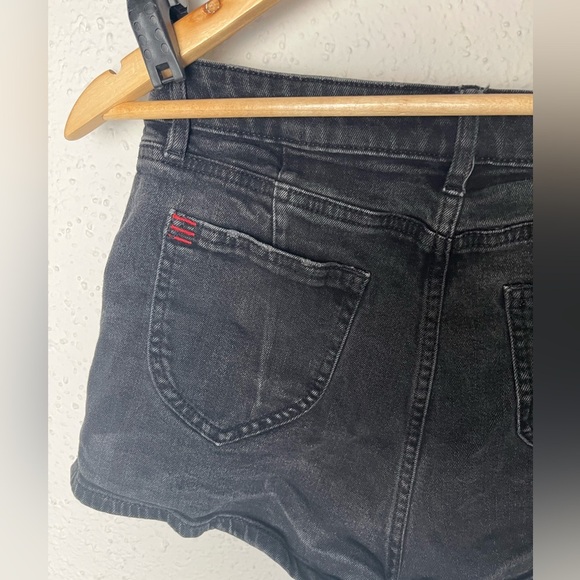 BDG / Urban Outfitters black denim high rise short - size 29 - Picture 5 of 6